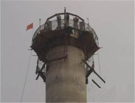 尿素塔维修11.jpg